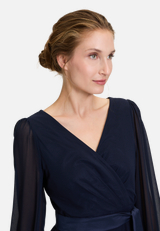 Cocktailkleid mit Gürtel / Detailbild