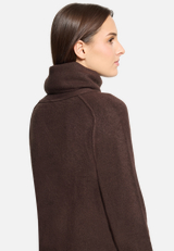 Strickkleid mit Turtle Neck / Detailbild