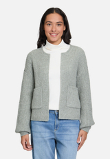 Strick-Cardigan mit Taschen / Modellfoto Vorderseite