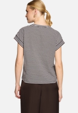 Shirt  gestreift mit V-Ausschnitt  / Modellfoto Rückseite