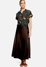 Bluse kurzarm mit Print  / Modellfoto Vorderseite (Outfit)