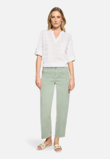 Casual-Bluse mit Lurexfaden / Modellfoto Vorderseite (Outfit)