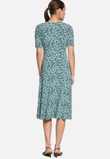 Jerseykleid mit Blumenmuster / Modellfoto Rückseite