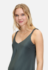 Abendkleid mit breiten Trägern / Detailbild
