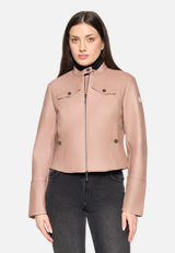 Casual-Jacke mit Stehkragen / Modellfoto Vorderseite