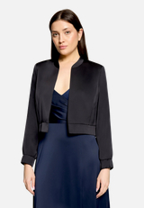 Blouson langarm / Modellfoto Vorderseite