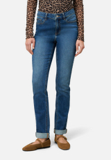Jeans Straight Fit 32 Inch / Modellfoto Vorderseite