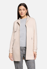 Longjacke mit Reverskragen / Modellfoto Vorderseite