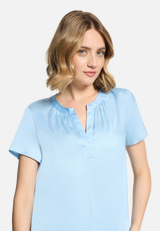 Satin-Bluse kurzarm / Detailbild