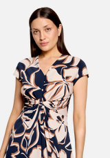 Midikleid mit Raffung / Detailbild