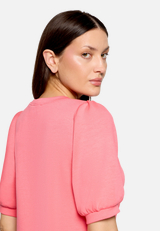 Halbarm-Shirt mit Rundhalsausschnitt / Detailbild