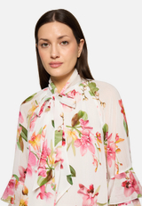 Chiffonbluse mit Volant / Detailbild
