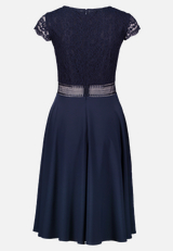 Abendkleid mit Spitze / Rückseite