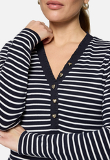 Ringelshirt mit Knopfleiste / Detailbild