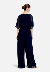Jumpsuit mit Bindegürtel / Modellfoto Rückseite