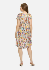 Sommerkleid mit überschnittenen Ärmeln / Modellfoto Rückseite