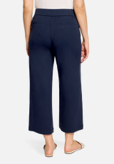 Culotte mit elastischem Bund / Modellfoto Rückseite