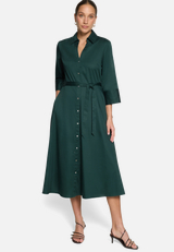 Hemdblusenkleid Midi mit Bindegürtel / Modellfoto Vorderseite