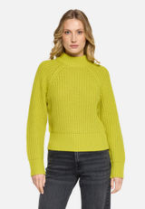 Grobstrick-Pullover mit Struktur / Modellfoto Vorderseite