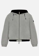 Sommerjacke mit Kapuze / Vorderseite