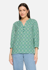 Casual-Bluse mit Raffung / Modellfoto Vorderseite