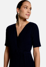 Jerseykleid mit Gürtel / Detailbild