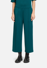 Culotte mit Biesen / Modellfoto Vorderseite