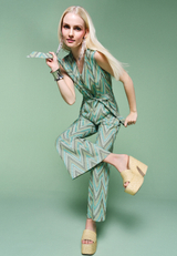 Jumpsuit mit Bindegürtel / Imagebild