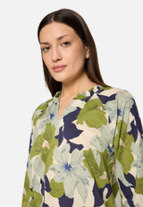 Rüschenbluse mit Muster / Detailbild