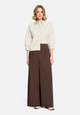 Streifenbluse mit Raffung / Modellfoto Vorderseite (Outfit)