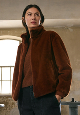 Kunstfell-Jacke mit Taschen / Imagebild