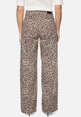 Leo-Hose  mit weitem Bein  / Modellfoto Rückseite