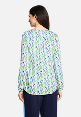 Casual-Bluse mit Knöpfen / Modellfoto Rückseite