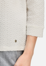 Strukturshirt mit Rundhalsausschnitt / Detailbild