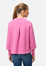 Sweatshirt mit weiten Ärmeln / Modellfoto Rückseite