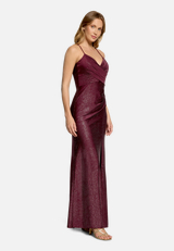 Abendkleid im Glitzer-Look / Modellfoto Vorderseite (Outfit)