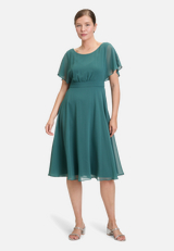 Cocktailkleid kurzarm / Modellfoto Vorderseite