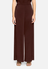 Modern fit Hose mit Taschen / Modellfoto Vorderseite