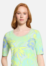 Basic Shirt mit Blumenprint / Detailbild