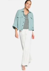 Wide-Leg Jeans  Style Witney 32 Inch  / Modellfoto Vorderseite (Outfit)