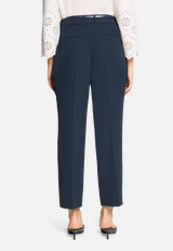 Stoffhose unifarben / Modellfoto Rückseite