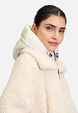 Plüschjacke mit abnehmbarem Westenteil / Detailbild