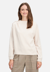 Sweatshirt mit Kragen / Modellfoto Vorderseite