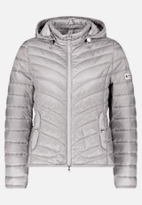 Outdoorjacke mit abnehmbarer Kapuze / Vorderseite