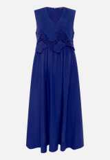 Midikleid mit V-Ausschnitt / Vorderseite