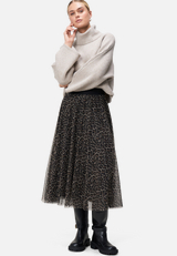 Leorock elastischer Bund / Modellfoto Vorderseite (Outfit)