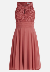 Abendkleid mit Spitze / Vorderseite