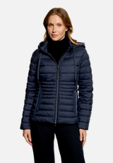 Steppjacke leicht mit abnehmbarer Kapuze / Modellfoto Vorderseite