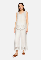 Culotte mit Gummizug / Modellfoto Vorderseite (Outfit)