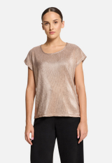 Casual-Shirt mit Glanzeffekt / Modellfoto Vorderseite